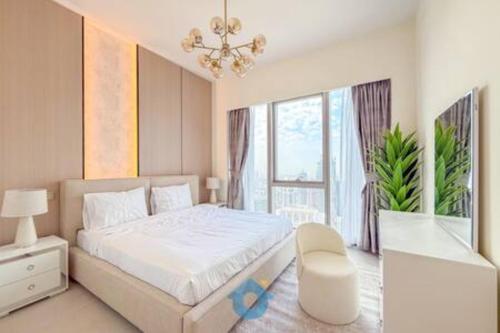 Steps from Dubai Mall Enjoy Dubai Skyline from Balcony Luxury 2 Bedroom Like Home - image 3