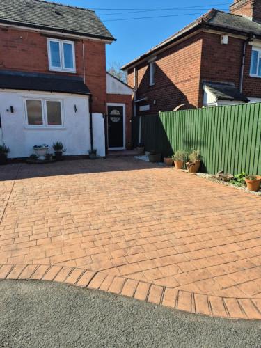 ACCOMADATION WREXHAM in Wrexham