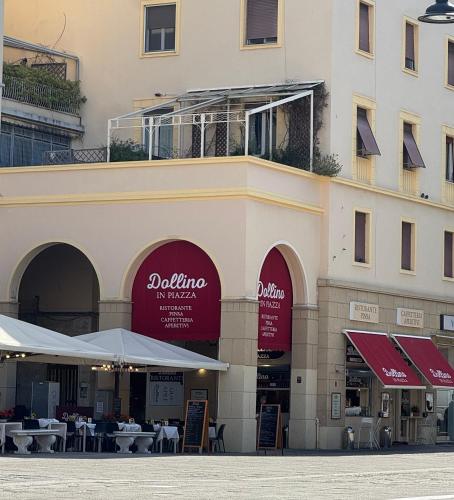 ห้องอาหาร, Affittacamere THE SHUTTLE in ลิวอร์โน