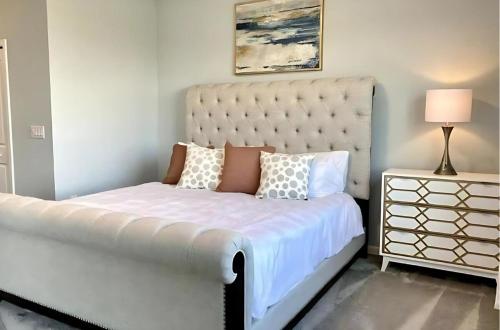 Luxury Champions Gate Condo, Resort-Style Retreat