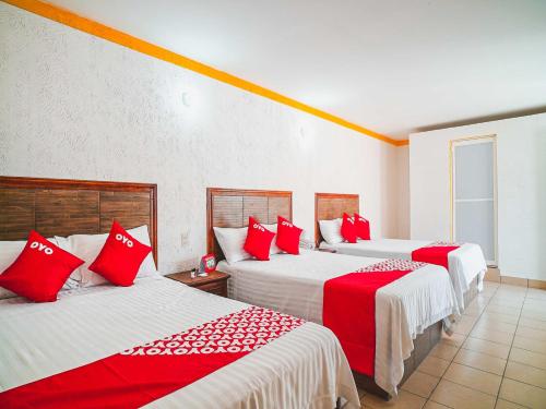 3 double beds