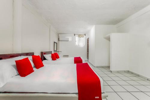 OYO Hotel Jaguar in Cancún, Mexico