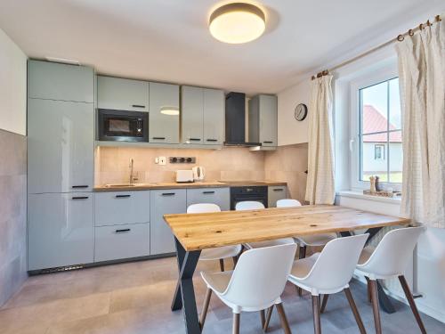 Holiday Home Holiday Hill 40 by Interhome in Cerny Dul