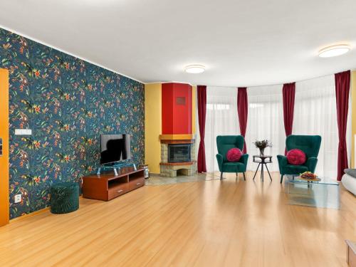 Villa Garden & Terrace Villa by Interhome, Praha (fotografie 8)