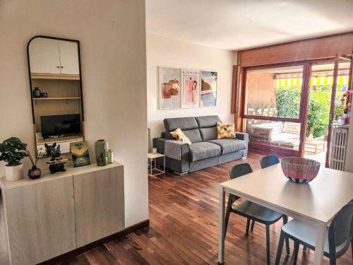 Studio By the lake by Interhome, Lesa (photo 8)