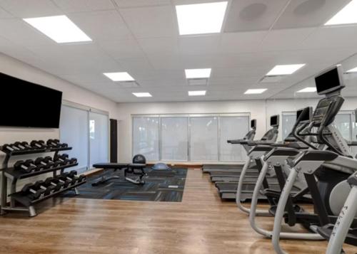 Holiday Inn Express & Suites - Detroit - Dearborn, an IHG Hotel in Dearborn, USA