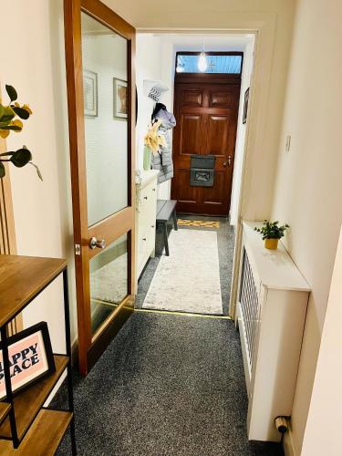 Central, Modern Apartment - Private Terrace - Dog Friendly, Aberdeen (foto 3)