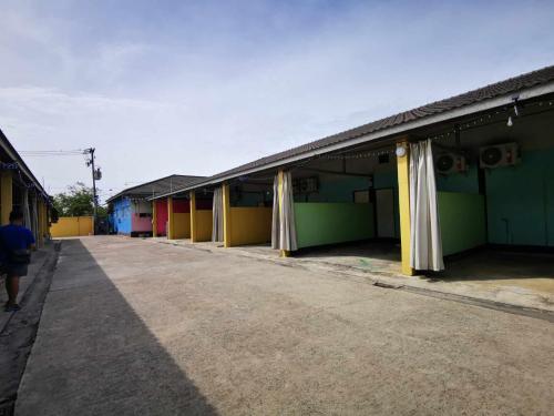 โรงแรมฟอร์เลิฟ รังสิต โรงแรมฟอร์เลิฟ รังสิต