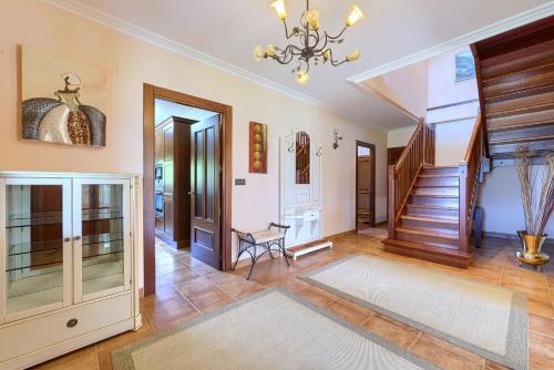 Bakio Country House by Next Stop Bilbao in San Pelaio