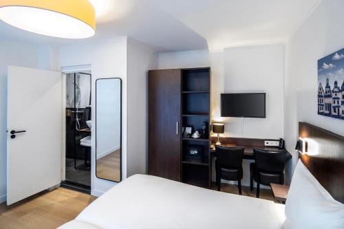 Hotel Nes - image 6