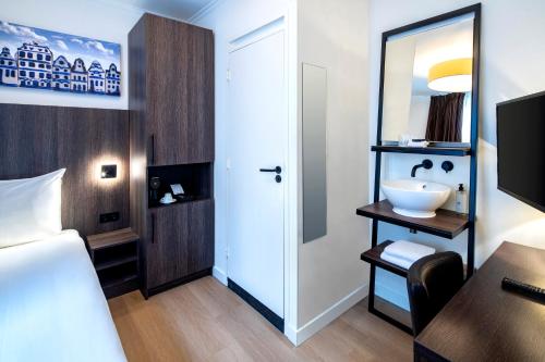 Hotel Nes Amsterdam - image 4