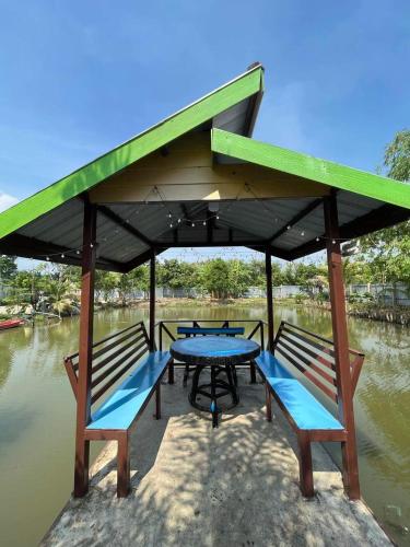 บ่อตกปลาเพียงรักและที่พัก บ่อตกปลาเพียงรักและที่พัก