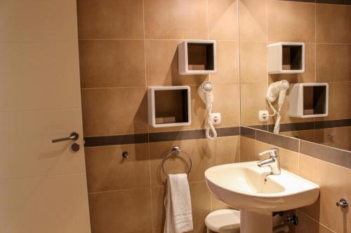 Apartamentos Esmeralda Suites - image 7