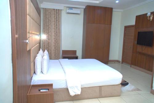Single Room image 2