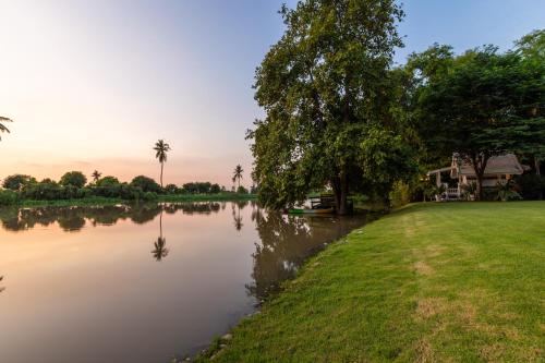 Hide & Seek River Villa