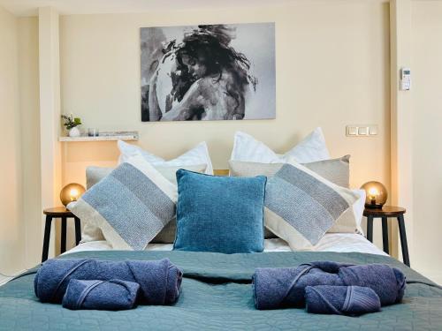 MoonDayHomes - TopLocation I 4Persons I Gallery Maisonette Boutique Apartment PERA, Frankfurt nad Mohanem