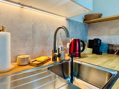 MoonDayHomes - TopLocation I 4Persons I Gallery Maisonette Boutique Apartment PERA, Frankfurt/Main (photo 6)
