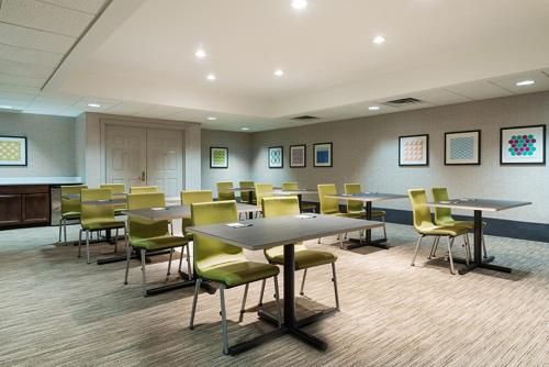 Holiday Inn Express & Suites - Columbus Airport East, an IHG Hotel in Columbus, USA