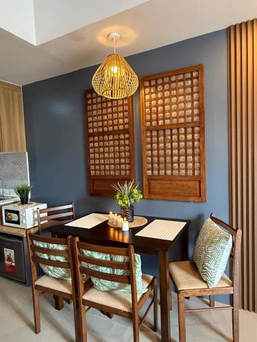 Alpine Villas Greens Staycation at Crosswinds Tagaytay