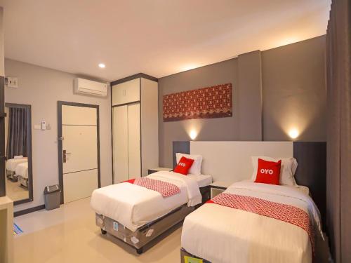 2 queen beds