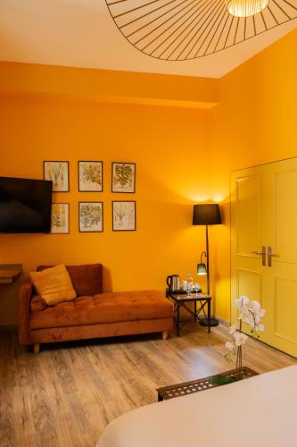 Queen Room image 7
