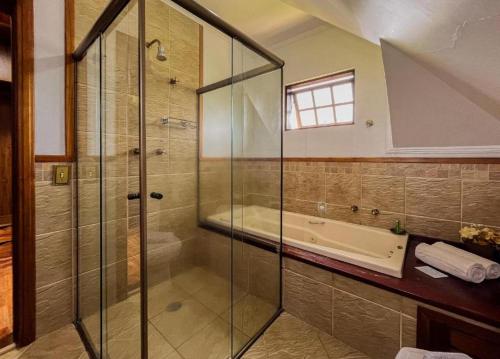 Master Suite with Hot Tub image 10
