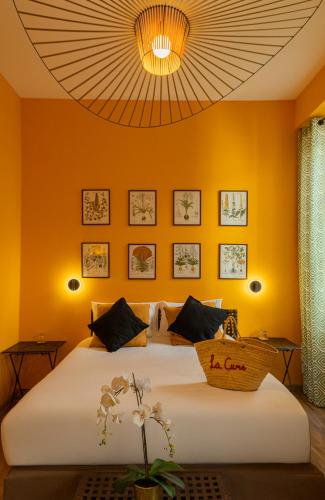 Queen Room image 6