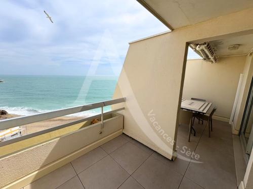 6 PERS, 2 CHAMBRES, DERNIER ETAGE EN FRONT DE MER, Sète (fotografie 8)