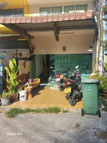 OYO 75474 Funkey Fulung Andy & Tan Guest House - 주변 환경