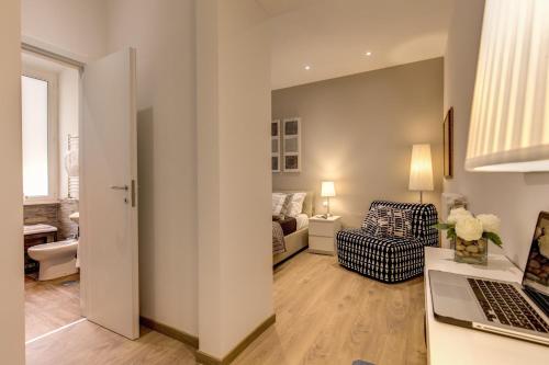 Sweet Stay In Rome - image 12