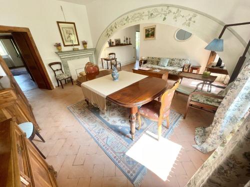 Adam House - Exc Pool