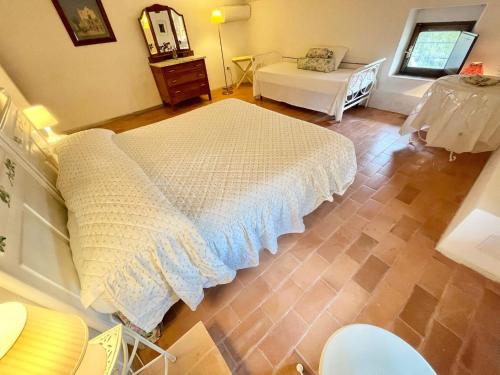 Adam House - Exc Pool