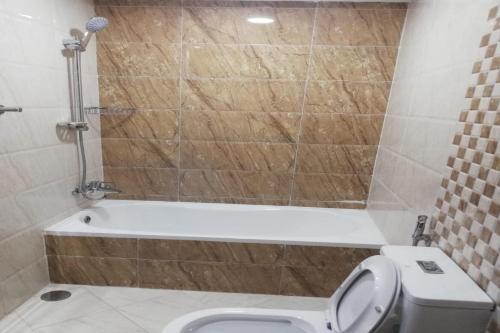 OYO 701 Home Zaroni bldg IC, Dubai (photo 8)