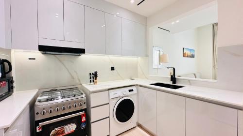 OYO 1287 Home Fully Furnished 1Bed At JVC - main image