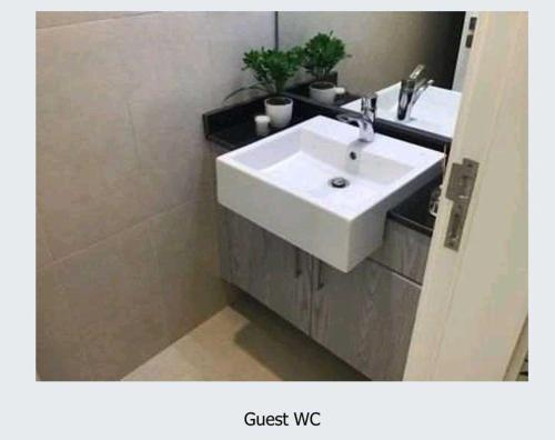 OYO HOME 1387 Premium 1bedroom Apartment, Dubai (foto 10)
