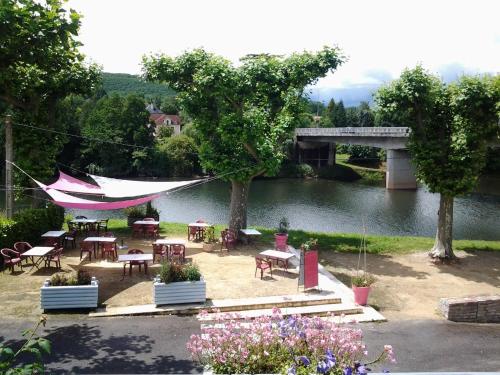 Viesnīcas āriene, Quai n5 in Luzech