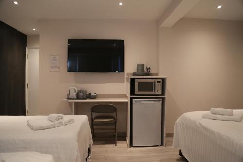 Debden Guest House - image 9