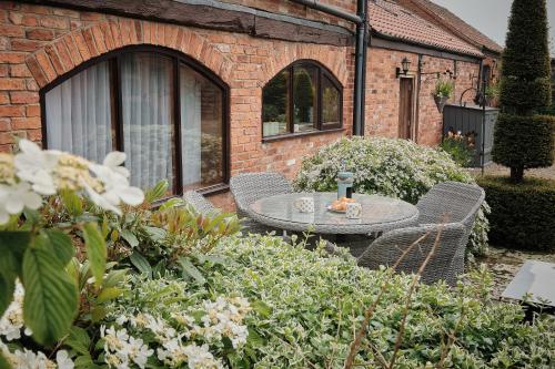 Humble Bee Cottage - image 12
