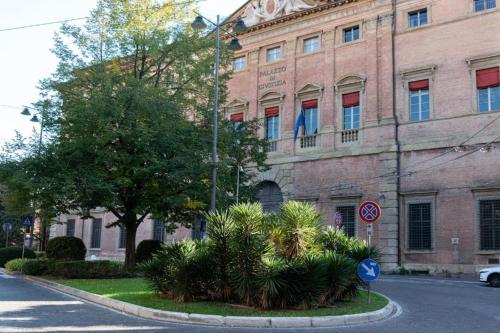 BOLOGNA CITY CENTER H- ROOMS AND SUITES - Near Rizzoli Hospital, Bologna (photo 7)
