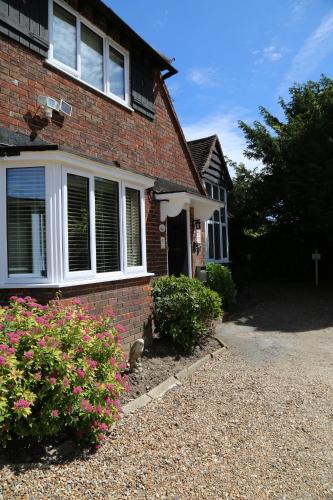 Debden Guest House - image 12