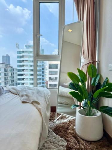 Luxury Prime Thong Lor - Fast WiFi, Gym&Pool, Bangkok (photo 5)