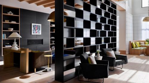 Közös társalgó / TV, Sentral West Midtown at Star Metals in Blandtown