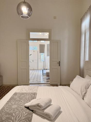 Olive A Heritage 2Bedroom Apartment in Mar Mikhael - image 7