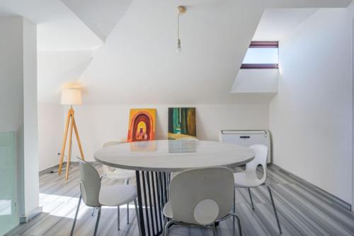 Duplex 3-BR with Port View, Batroun (photo 9)