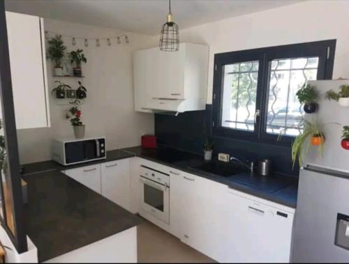 Magnifique villa à 15mn des plages (Magnifique villa a 15mn des plages) in ฟาเบรกาส