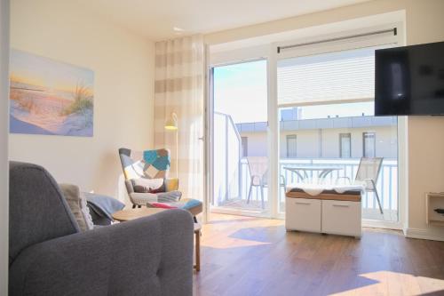 Apartment with Balcony image 8