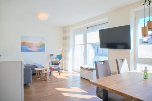 Apartment with Balcony image 2