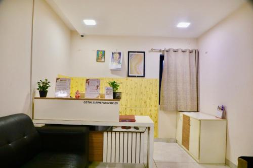ردهة, شقة  متر مربع من 1 غرفة و1 حمام خاص في طريق أفيناشي (Virksham Hotel) in Coimbatore South