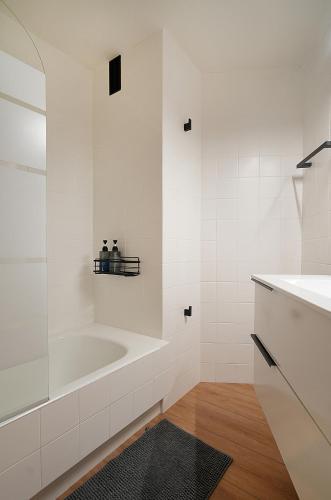Precioso apartamento en el centro de Sanxenxo - image 4