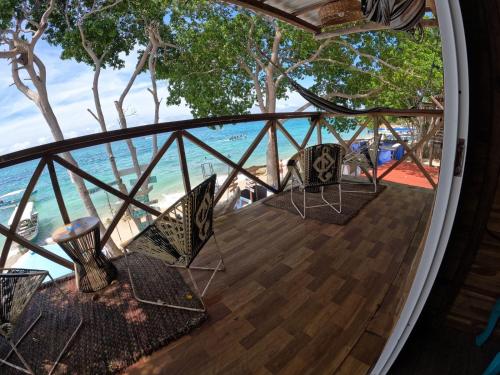 Freedom Beach Club in บารู